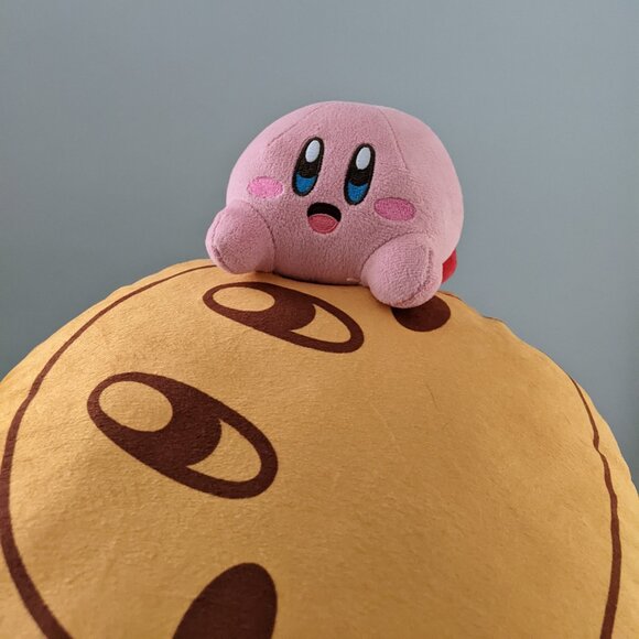 Nintendo Kirby Hamburger Kuji Prize Pillow - Picture 2 of 5